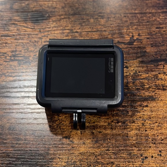 GoPro 7 Black - Picture 2 of 4